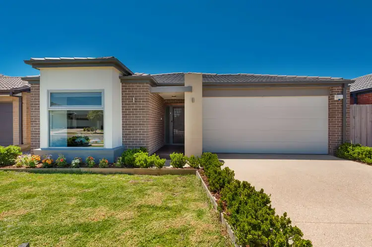7 Buckland Hill Drive, Wallan VIC 3756