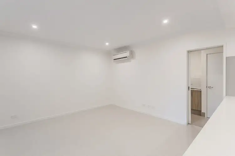 Sixth view of Homely house listing, 5/74 Frederick Road, Hamilton Hill WA 6163