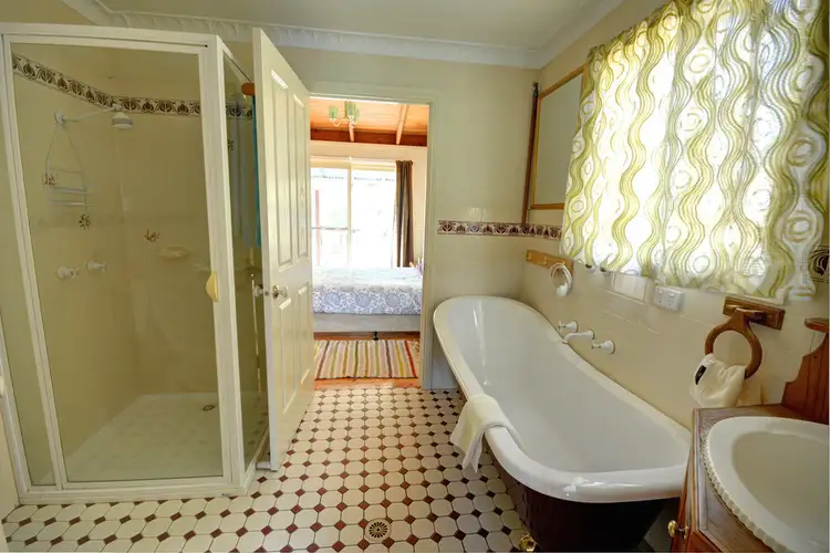 Sixth view of Homely house listing, 5 Clyde Avenue, Blackheath NSW 2785