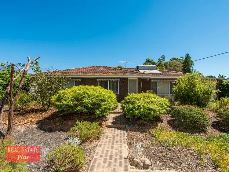 10 Barussela Avenue, Greenmount WA 6056