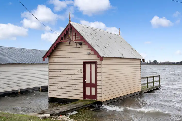 25 Boatshed, Lake Wendouree VIC 3350