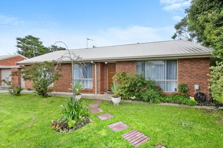Main view of Homely townhouse listing, 2/405 Eyre st, Buninyong VIC 3357