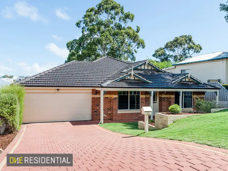 12 Bastian Place, Willagee WA 6156