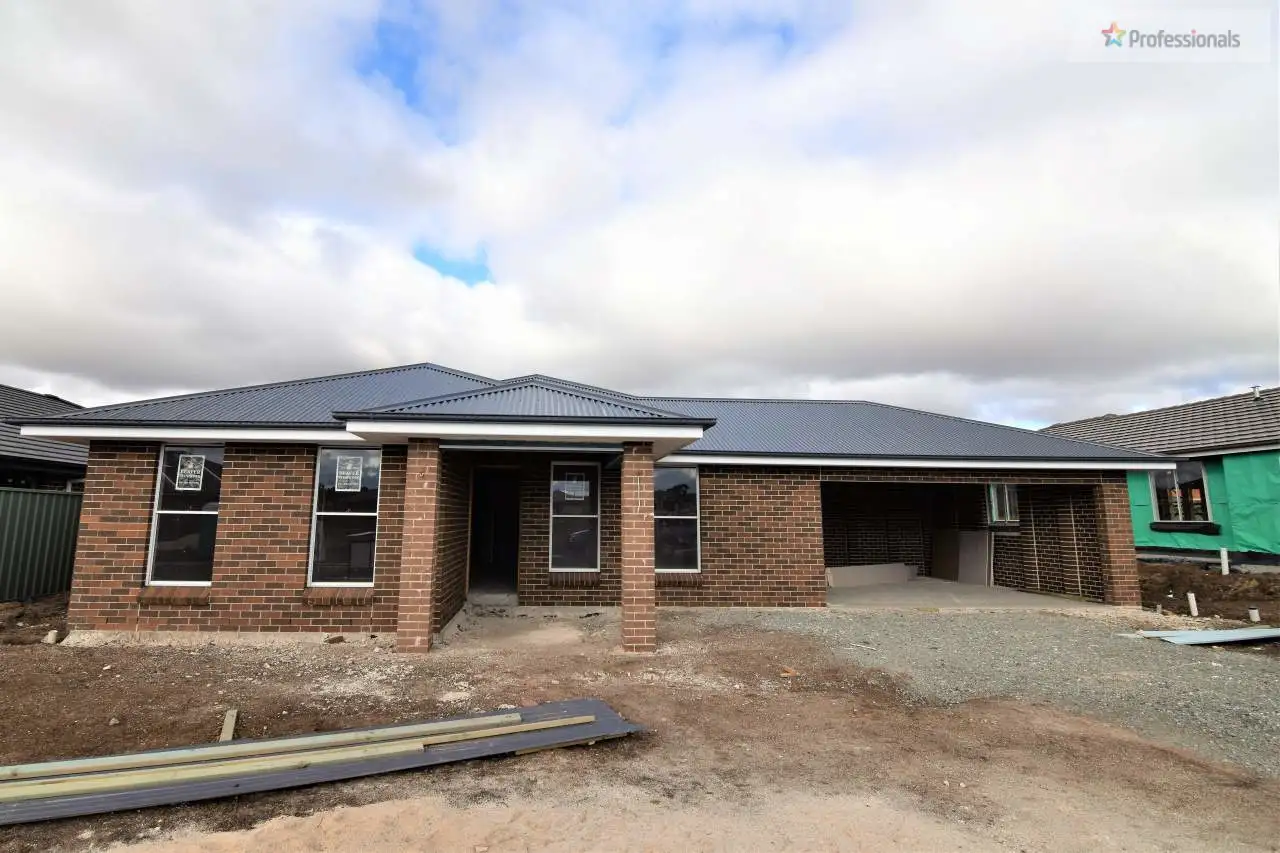 Main view of Homely house listing, 8 Lew Avenue, Eglinton NSW 2795