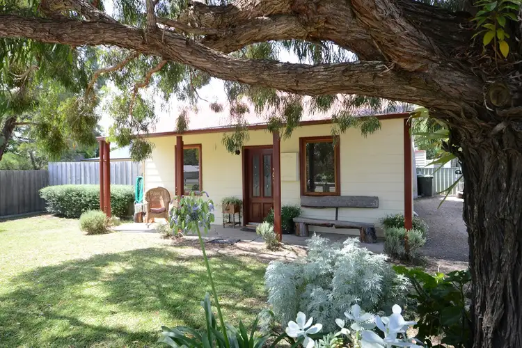 142 Bullumwaal Road, Wy Yung VIC 3875