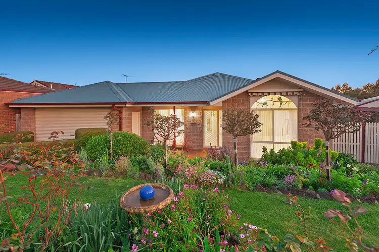 2 Furness Court, Berwick VIC 3806