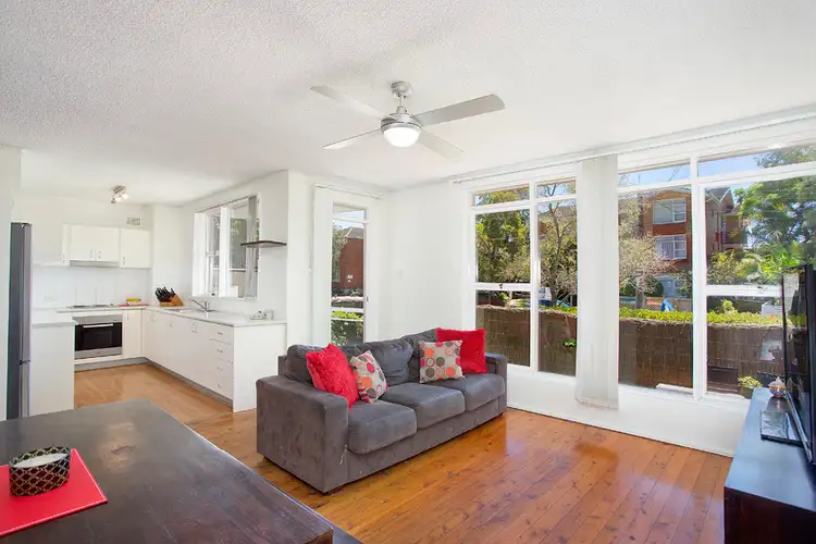Second view of Homely unit listing, 3/5 Grafton Crescent, Dee Why NSW 2099