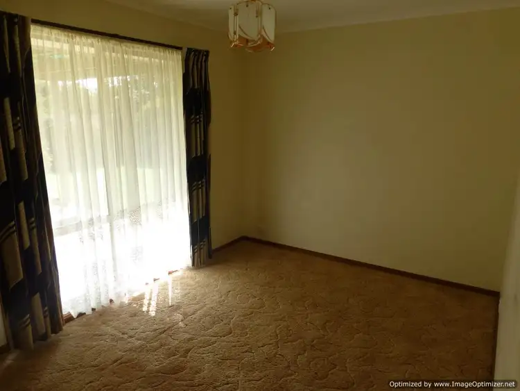 Seventh view of Homely house listing, 16 Birchwood Court, Bairnsdale VIC 3875