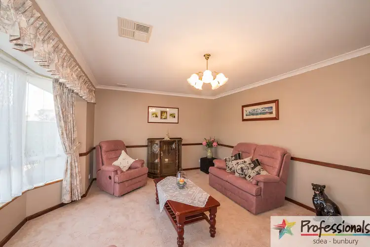 Seventh view of Homely house listing, 2 Rogers Close, Australind WA 6233