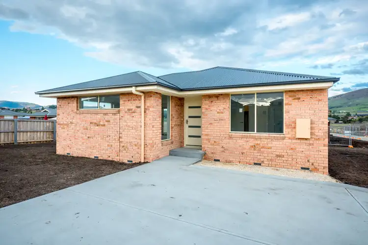 17 Dudley Drive, Brighton TAS 7030