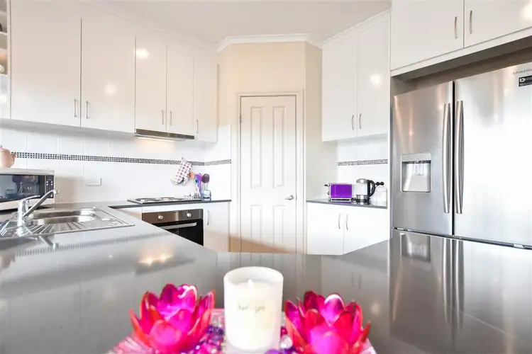 Sixth view of Homely house listing, 10 Maplewood Court, Flagstaff Hill SA 5159