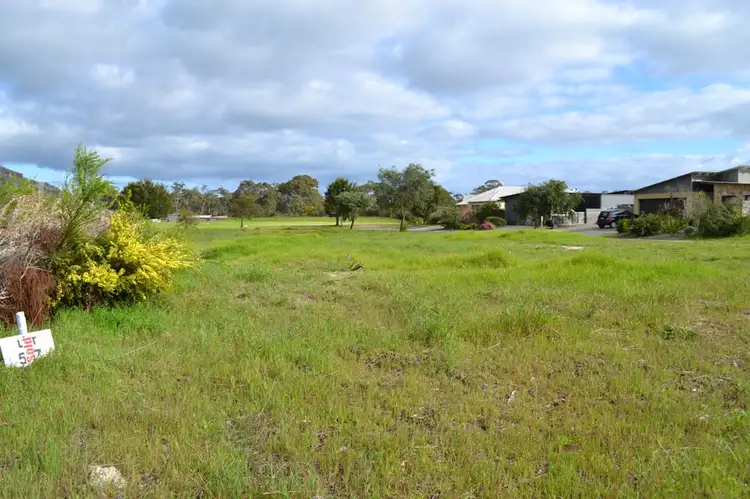 15 (lot 507) Malbec St, Cowaramup WA 6284