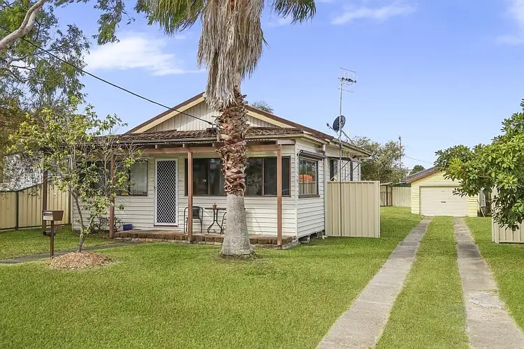 33 Wall Road, Gorokan NSW 2263