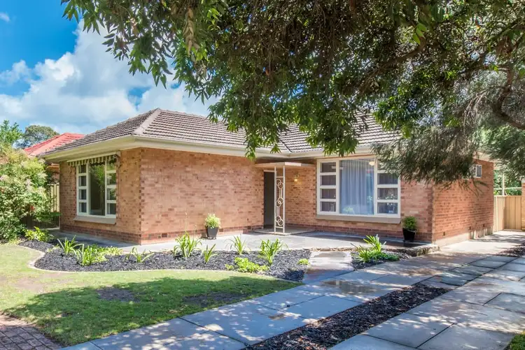 23 Minchinbury Terrace, Marion SA 5043