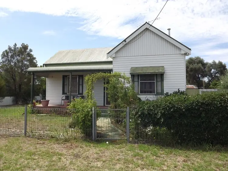 120 Dalgarno St, Coonabarabran NSW 2357