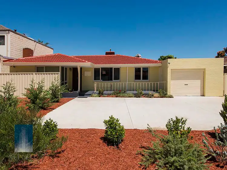 33 Vahland Avenue, Riverton WA 6148