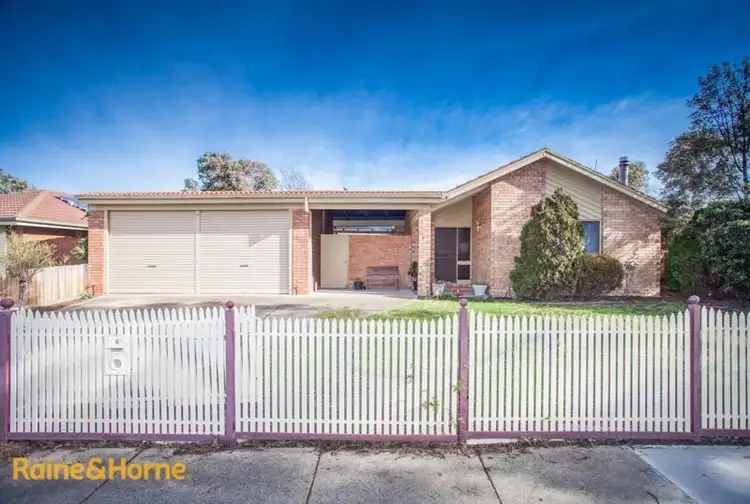 8 Kingsley Drive, Sunbury VIC 3429