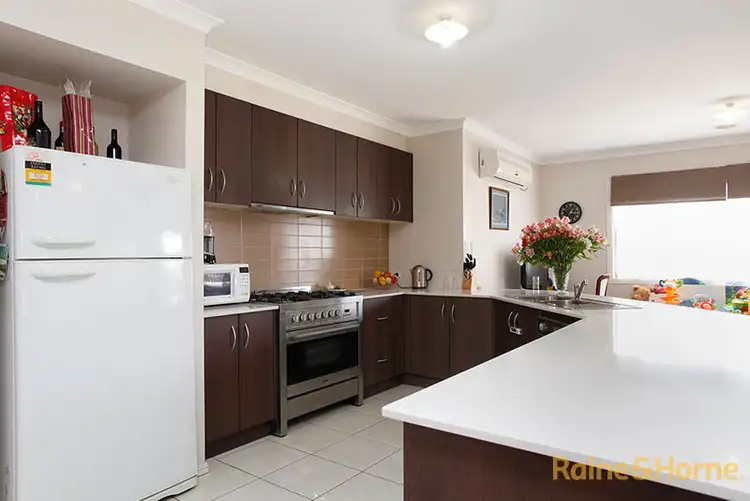 Second view of Homely house listing, 7 Silvergum Place, Cranbourne VIC 3977