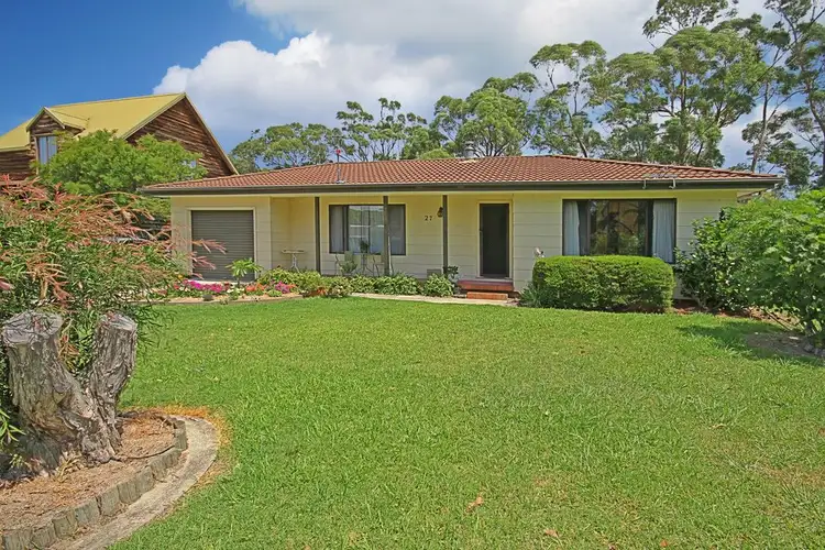 27 Weymouth Road, Lake Tabourie NSW 2539