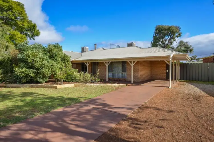 4 Nickel Lane, Hannans WA 6430