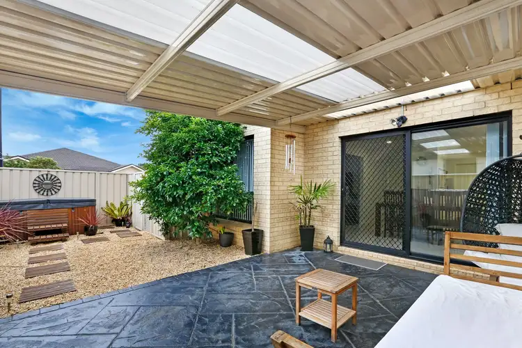 Sixth view of Homely townhouse listing, 1/19 Hennessy Street, Flinders NSW 2529