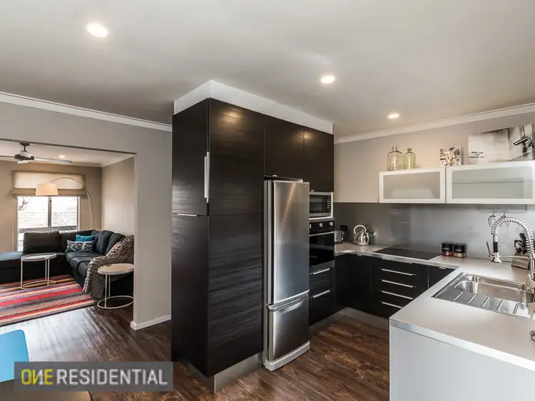 8/4 Petra Street, Palmyra WA 6157