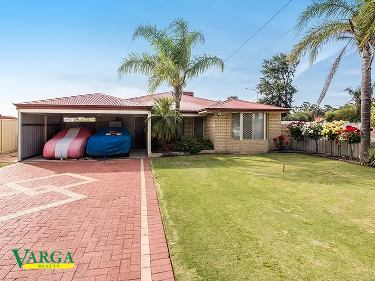 16 Showman Glade, Huntingdale WA 6110