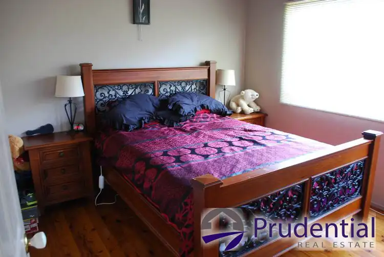 Fourth view of Homely house listing, 12 Evergreen Avenue, Bradbury NSW 2560