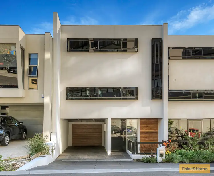 6 The Grand, Maribyrnong VIC 3032