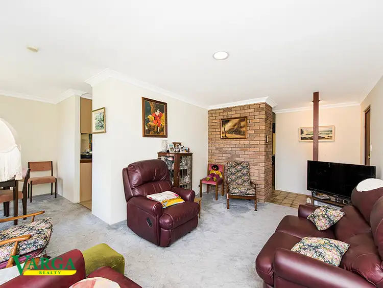 Second view of Homely house listing, 4 Arreton Close, Willetton WA 6155