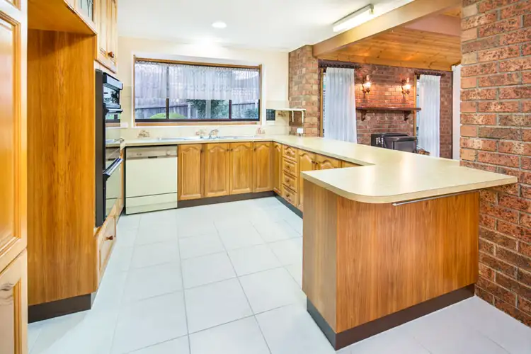 Second view of Homely house listing, 16 Glenauburn Court, Sunbury VIC 3429
