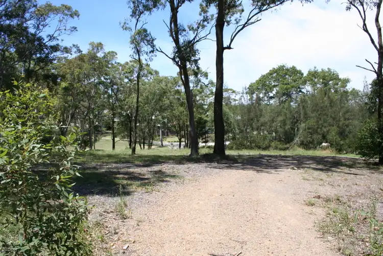 3 TWO PONDS LANE, Murrays Beach NSW 2281