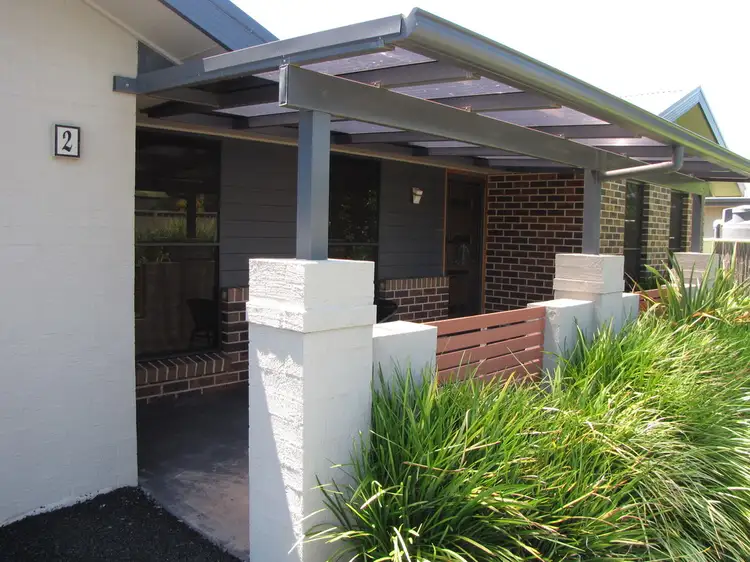 Main view of Homely unit listing, 2/65 Broughton Street, Tumut NSW 2720