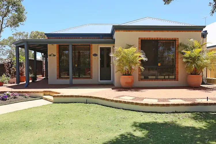 35 Darwin Terrace, Dudley Park WA 6210