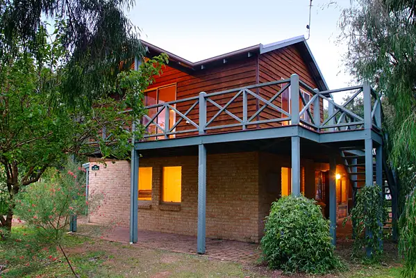 8 Geographe Close, Quindalup WA 6281