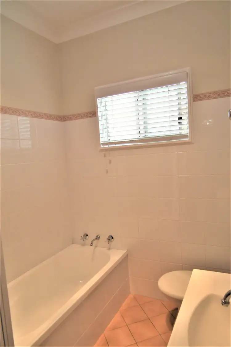 Seventh view of Homely house listing, 22 Edmondson Avenue, Griffith NSW 2680