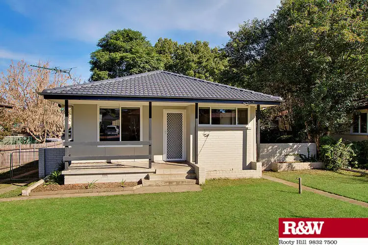 Main view of Homely house listing, 60 Lucena Crescent, Lethbridge Park NSW 2770