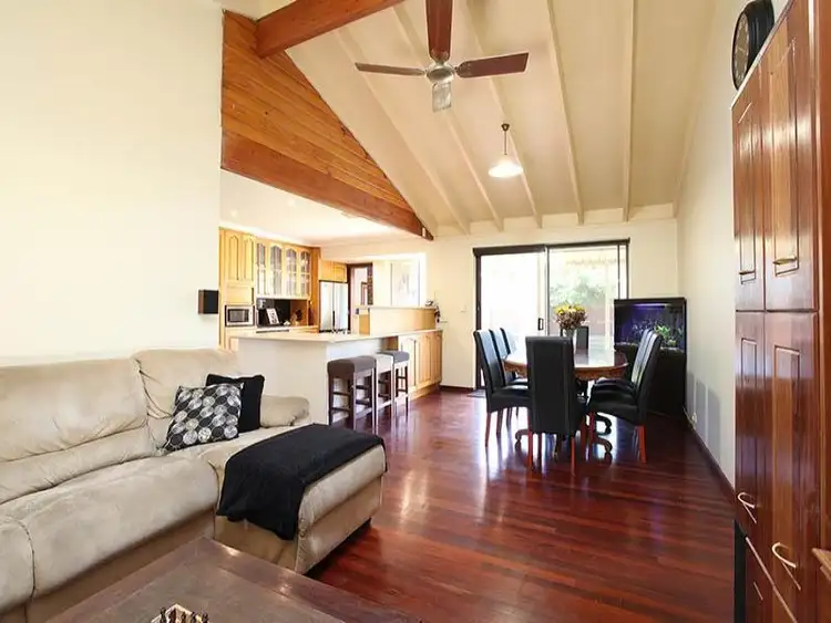 Sixth view of Homely house listing, 17 Helsall Court, Willetton WA 6155