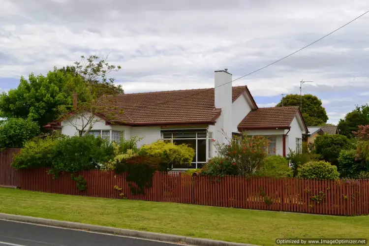 143 Moroney Street, Bairnsdale VIC 3875