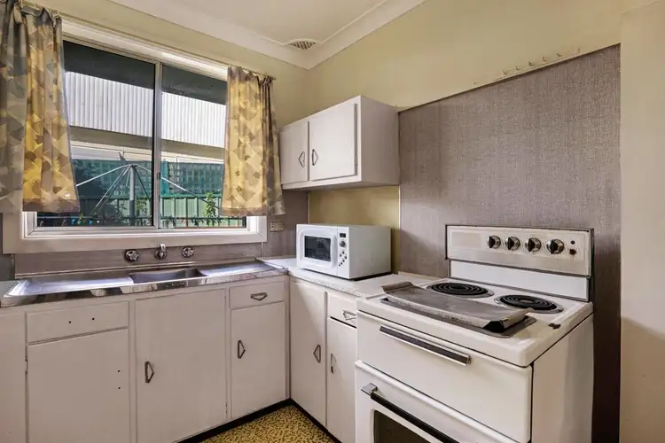 Third view of Homely villa listing, 1/6 Sinclair Street, Gosford NSW 2250
