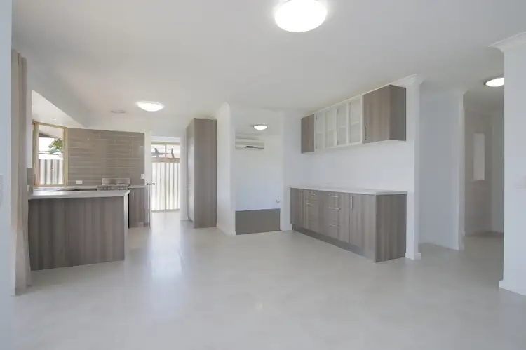 Fifth view of Homely house listing, 22 Broadwater Gardens, South Lake WA 6164