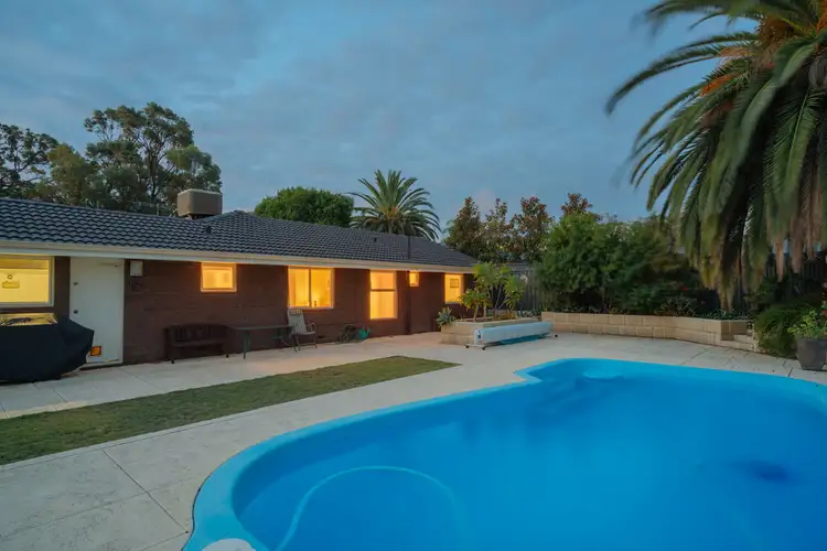 8 Melene Rd, Duncraig WA 6023