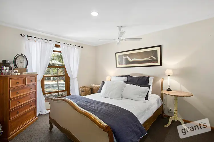 Seventh view of Homely house listing, 33 Leonard Avenue, Berwick VIC 3806