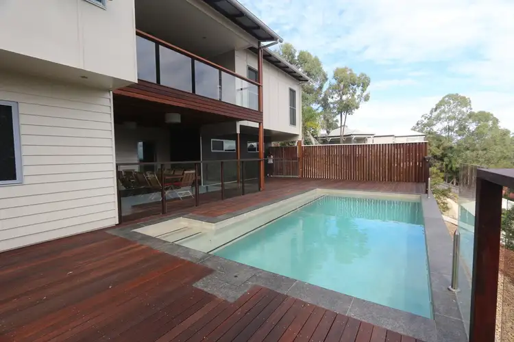 9-10 Carmen Court, Shailer Park QLD 4128