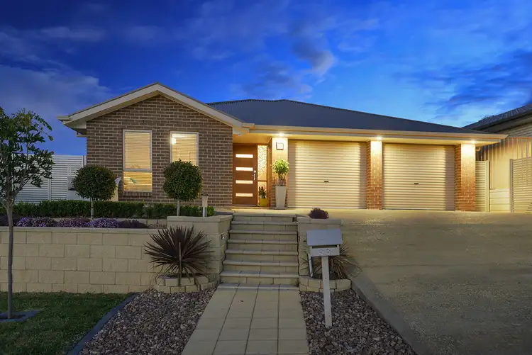 33 Byron Bay Boulevard, Seaford Rise SA 5169