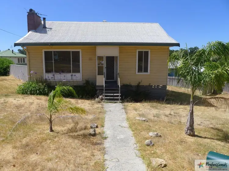 20 Caulfield Street, Collie WA 6225