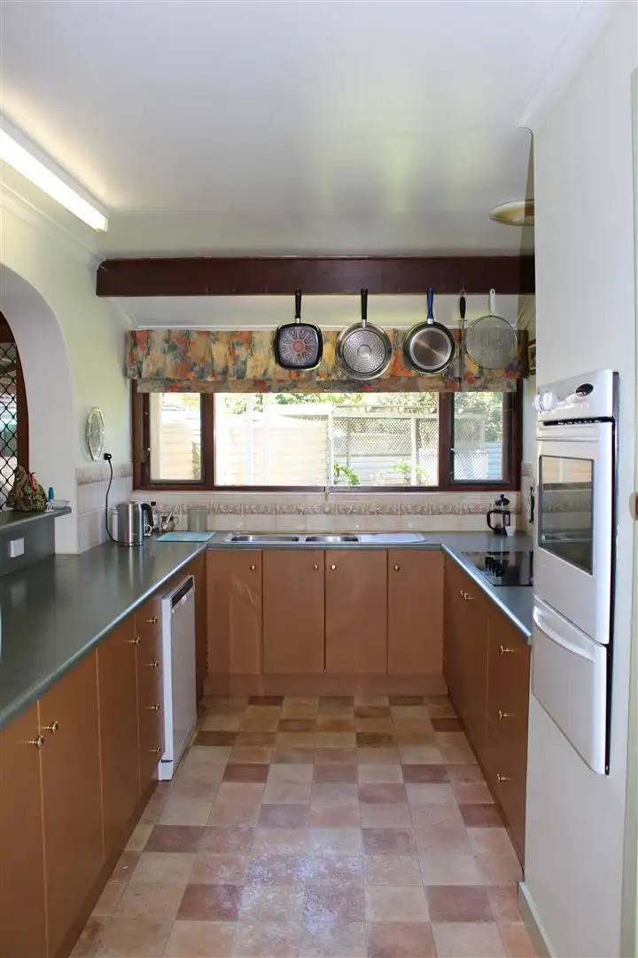 Fifth view of Homely house listing, 12 Naracoorte Road, Bordertown SA 5268