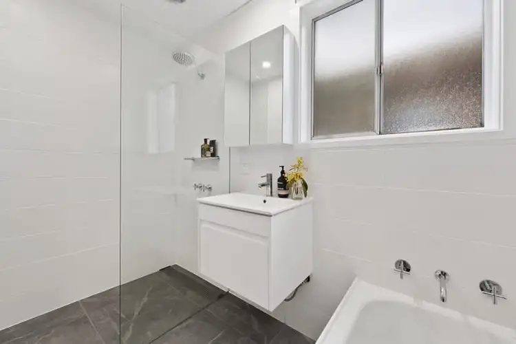 Sixth view of Homely unit listing, 3/171 Greenwood Drive, Bundoora VIC 3083