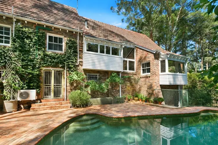 10 Kimbarra Road, Pymble NSW 2073