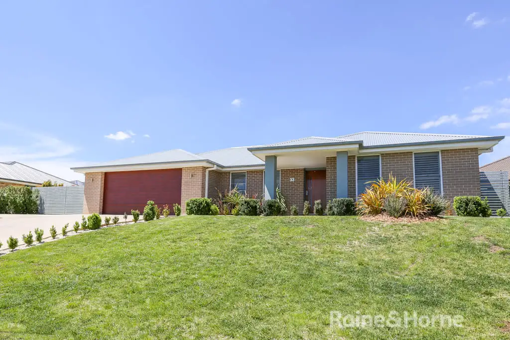 Main view of Homely house listing, 33 Emerald Drive, Kelso NSW 2795
